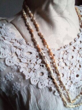 Vintage Shell Necklace Single Strand 57 inches Boho Hippy Beach Date Party